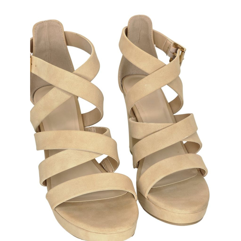 Heart in D Tan Open-Toe Strappy Heels – Women’s Size 8M